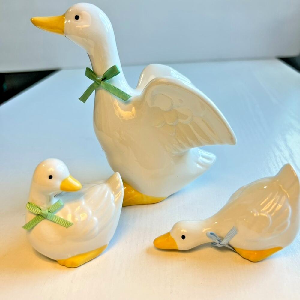 Vintage Ceramic Goose Figurines 3 Piece White Geese Cottage Farmhouse Decor Sets